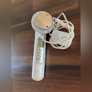 LED facial massager